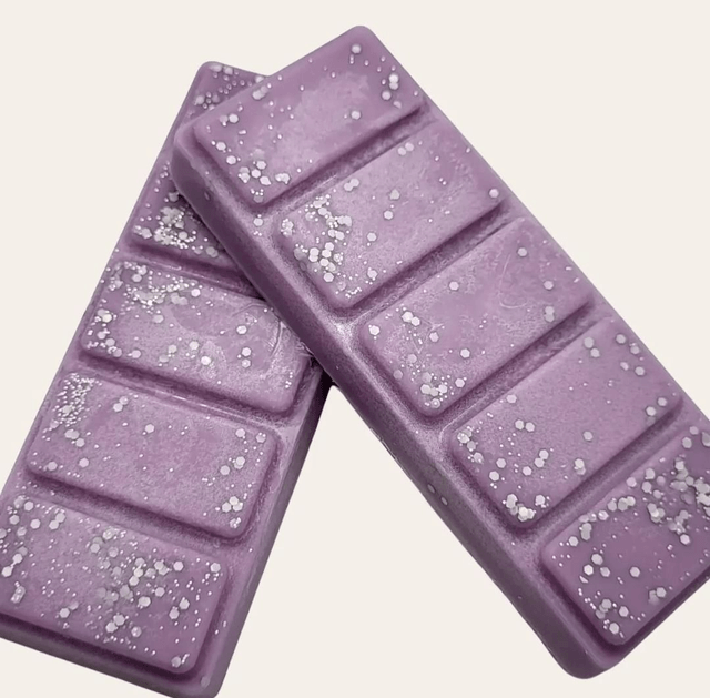 Praline & Rose snapbar 
